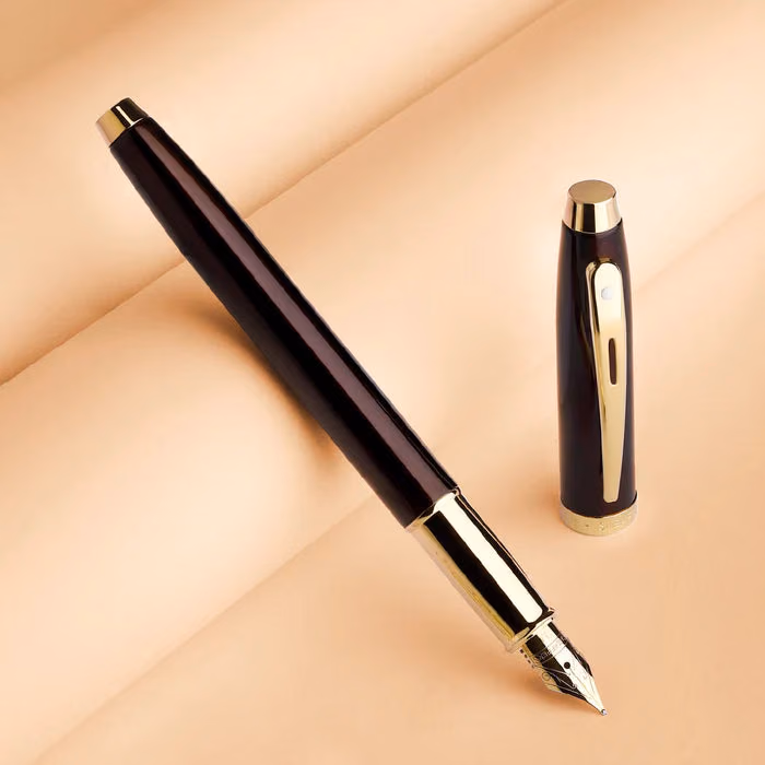 Sheaffer 100 9370 Glossy Coffee Brown Fountain Pen With PVD Gold-Tone Trim - Medium image 4