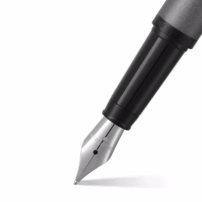 Sheaffer VFM 9424 Matte Gray Fountain Pen With Matte Black Trim - Medium image 2