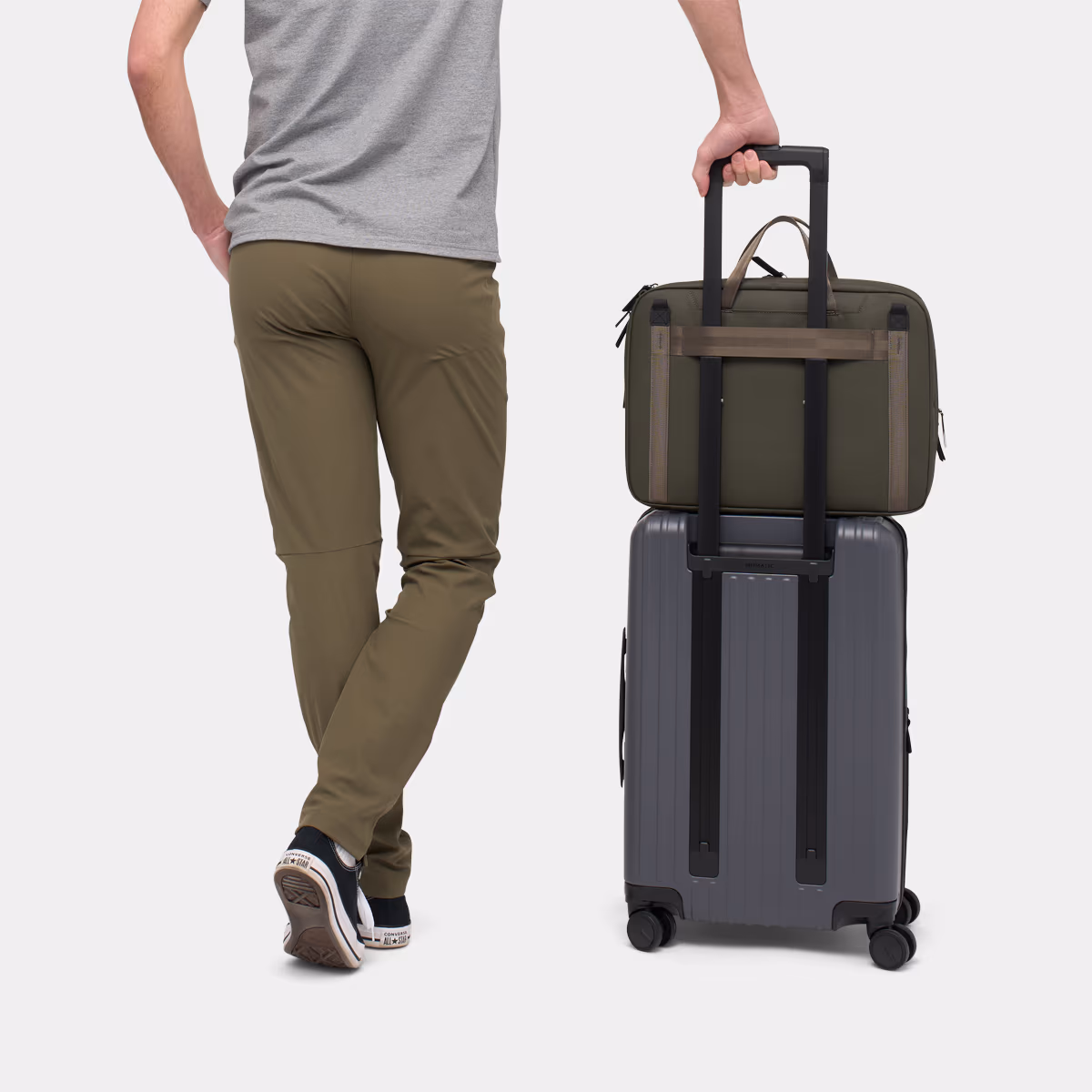 Olive - Nomatic Laptop Bag