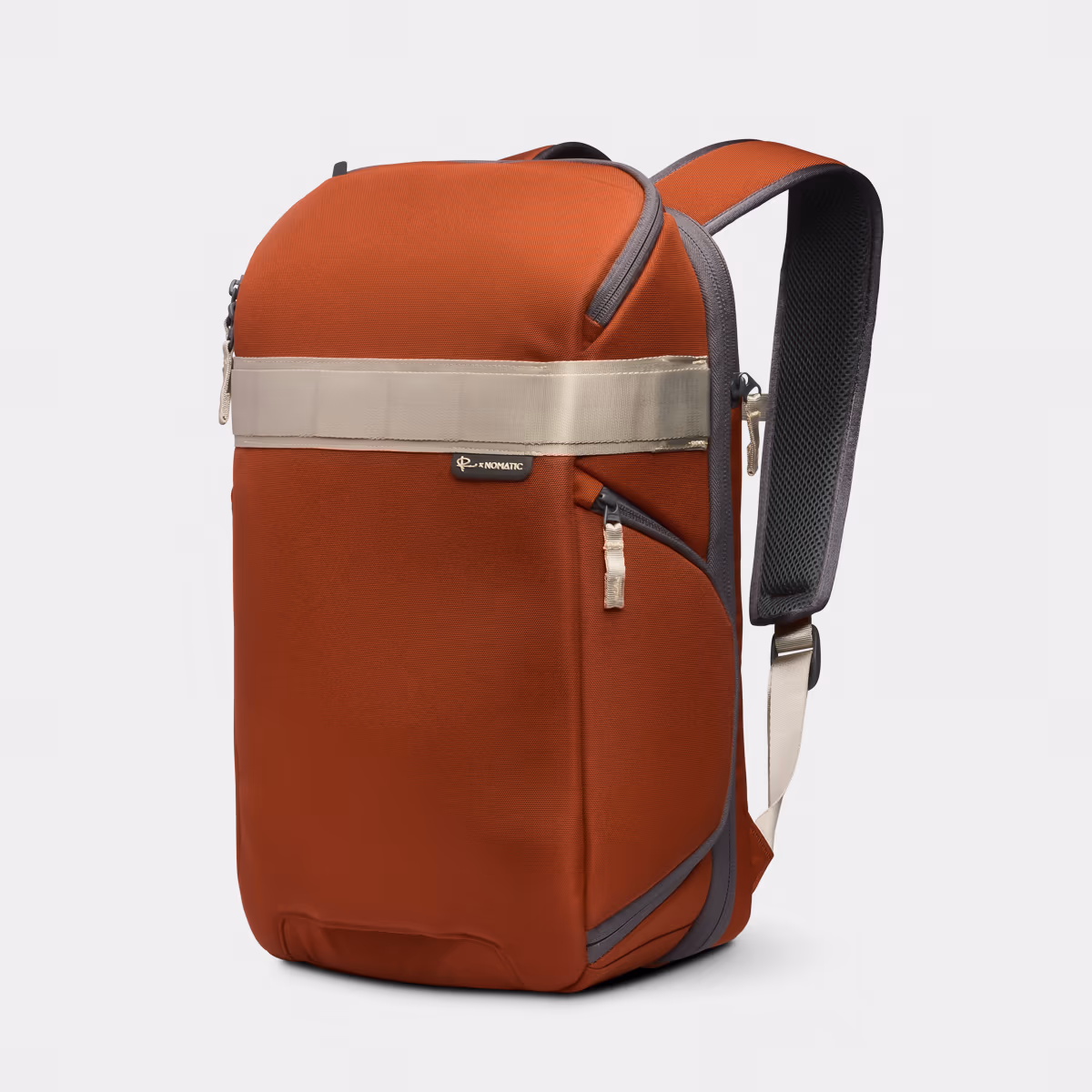Custom Rust - Nomatic Luma Camera Pack 18L