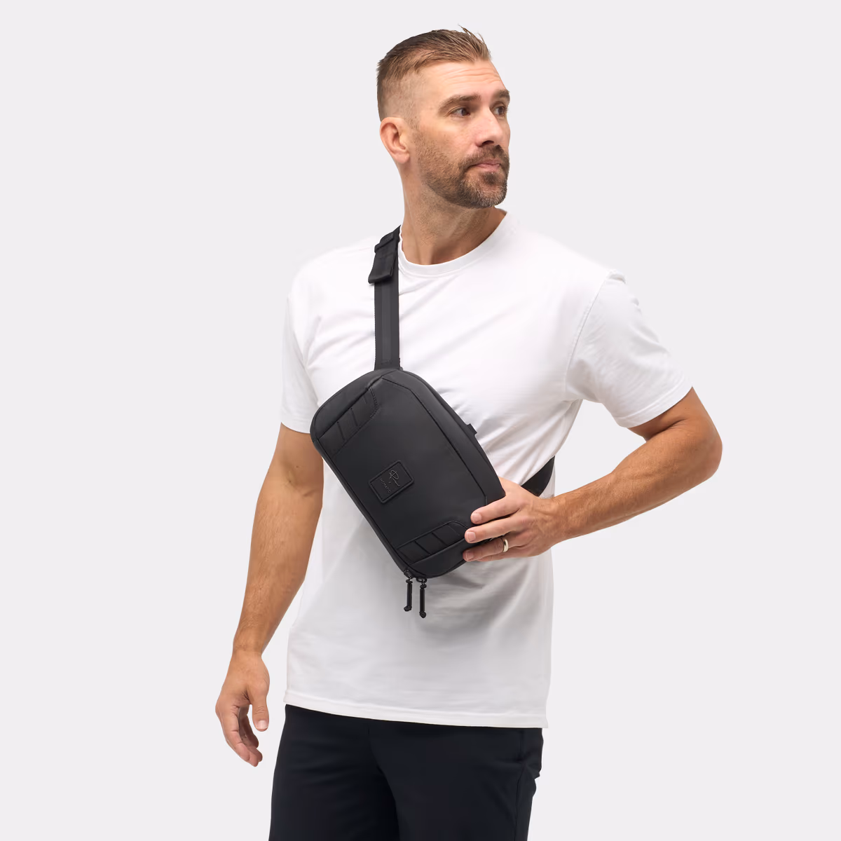 Black - Nomatic McKinnon Camera Sling 5L