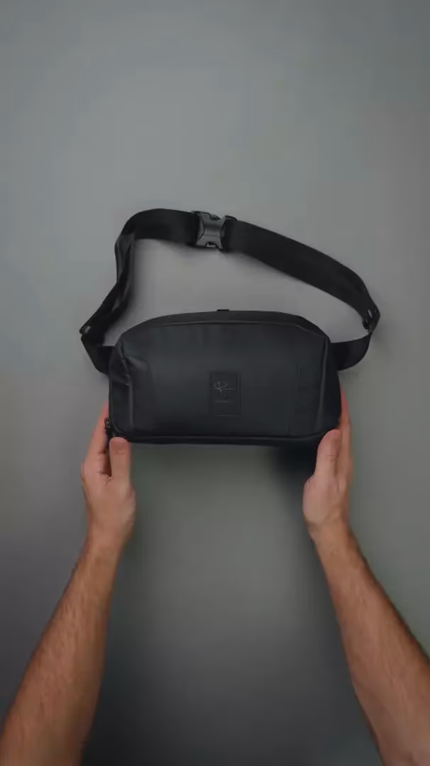 Black - Nomatic McKinnon Camera Sling 5L