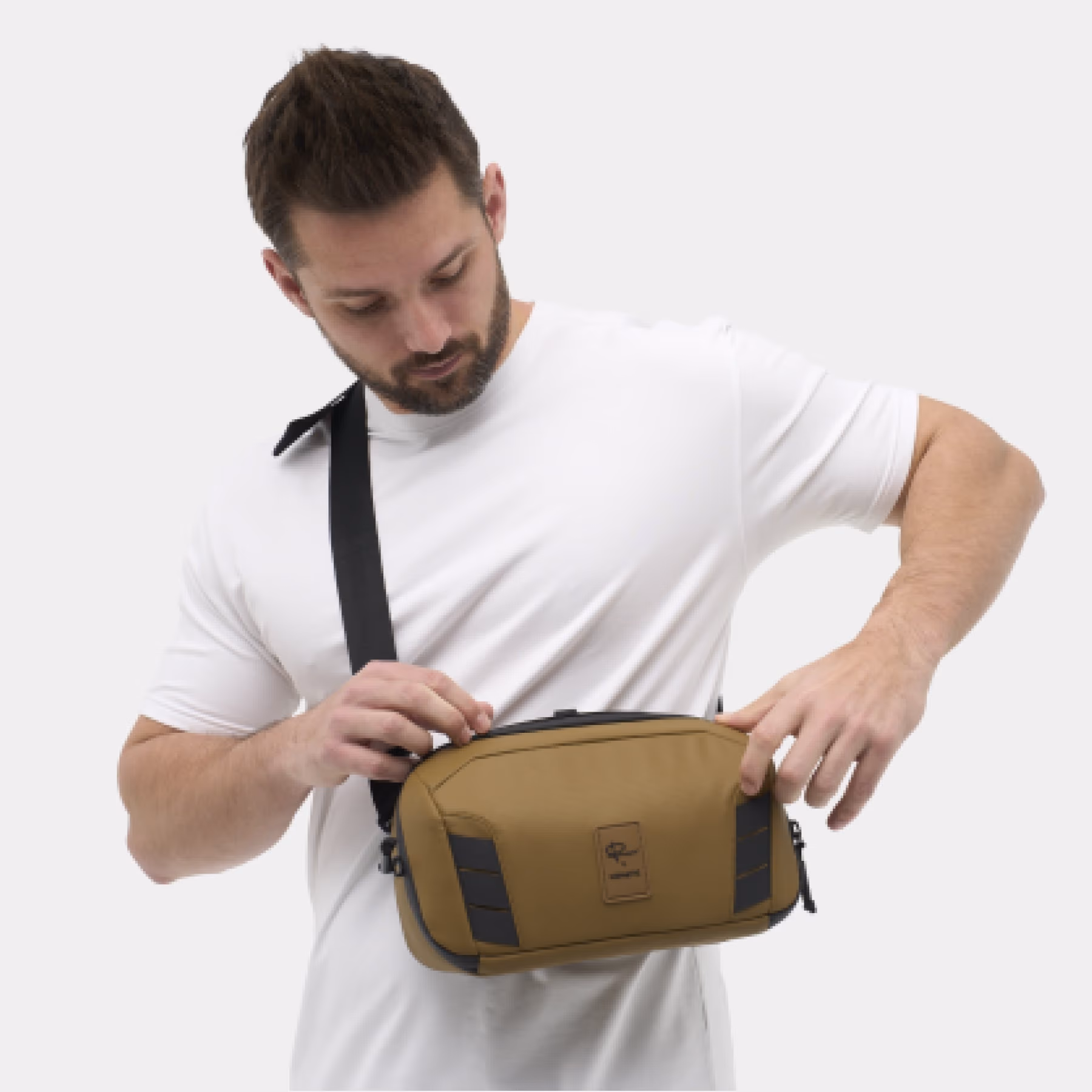 Black - Nomatic McKinnon Camera Sling 5L