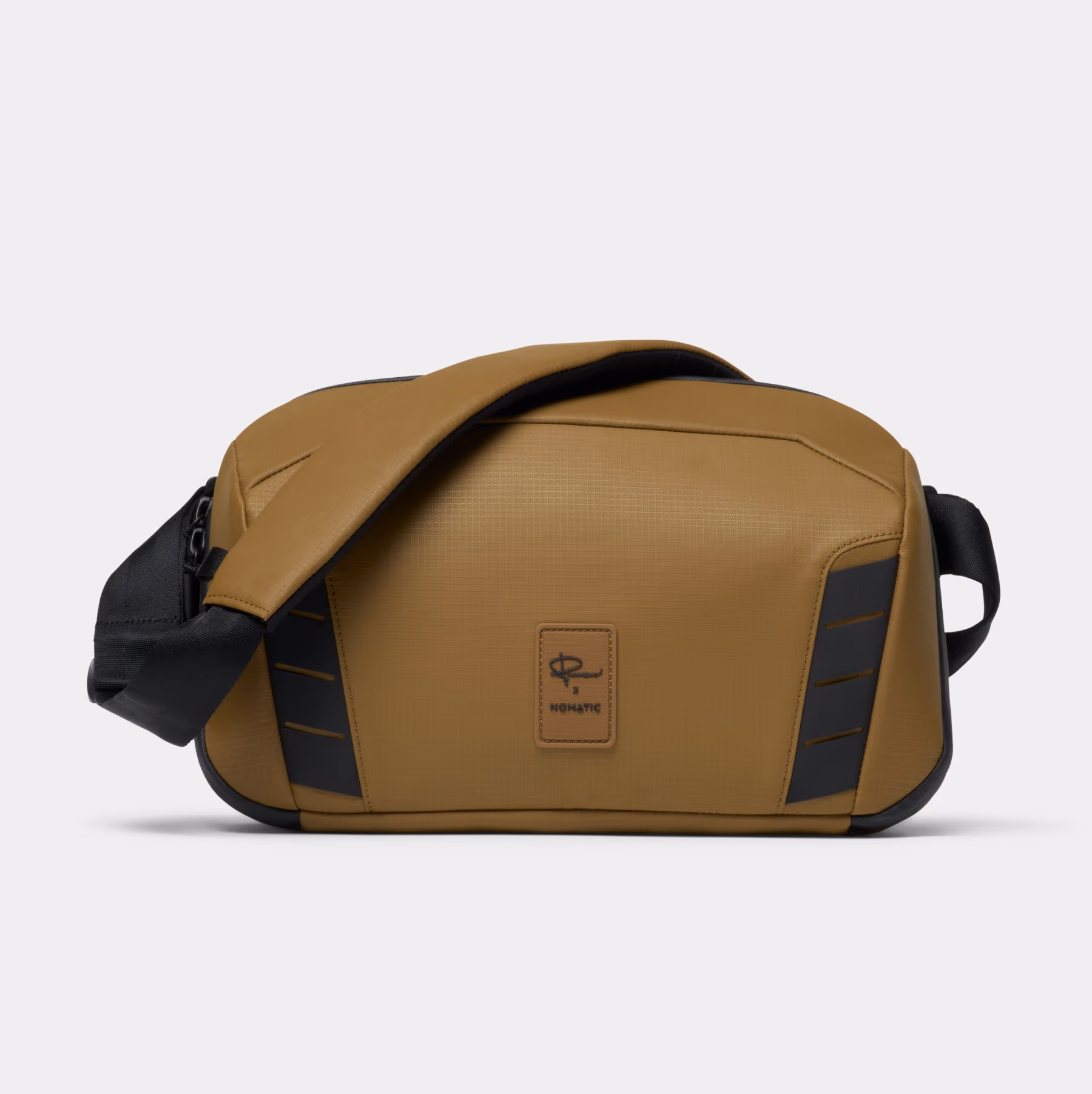Custom Coyote - Nomatic McKinnon Camera Sling 8L