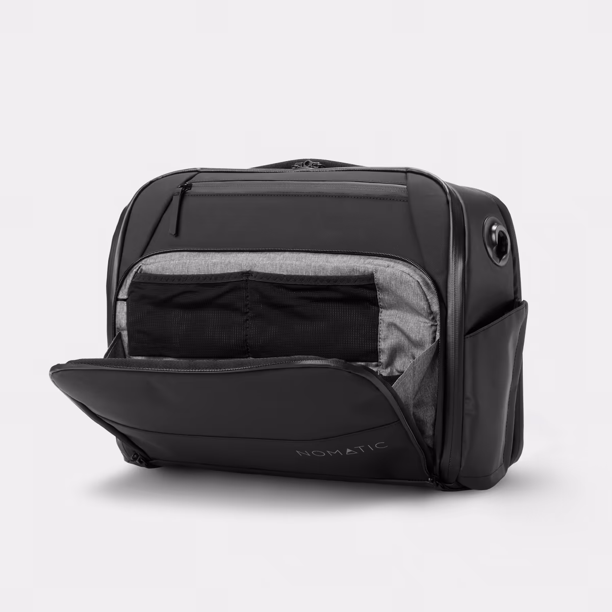 Custom Nomatic Messenger Bag