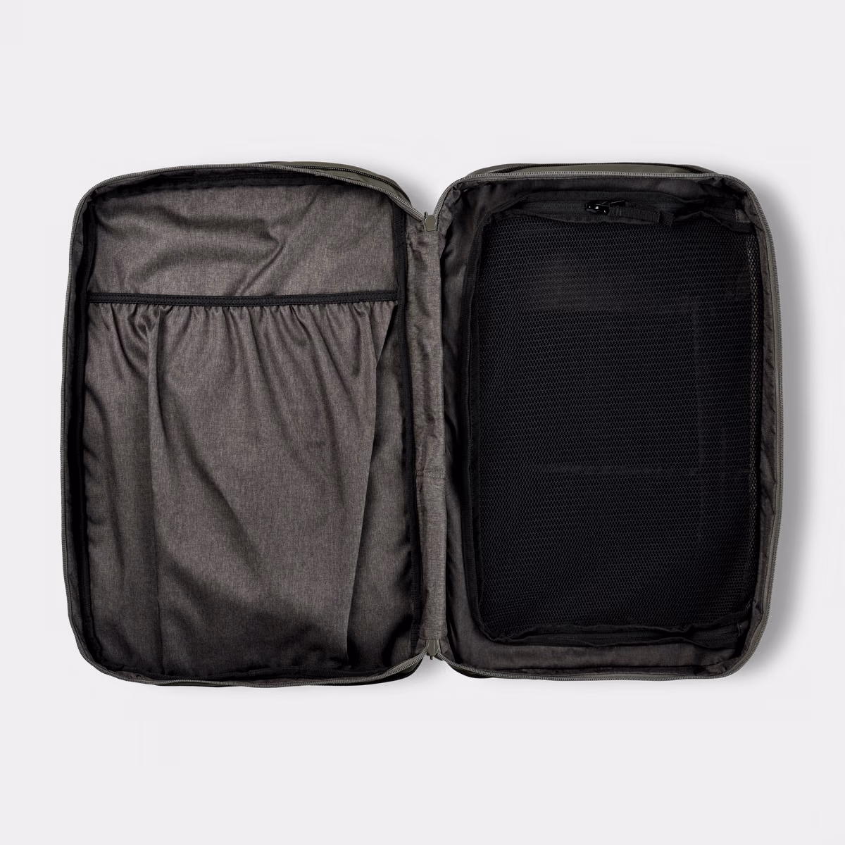 Olive - Nomatic Travel Pack